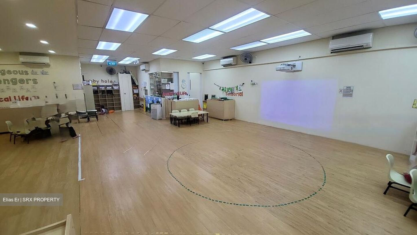 Yong An Park (D9), Shop House #566770001